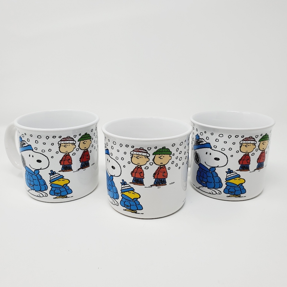 Peanuts Set Of 3 Ceramic Mugs With Snoopy And Friends In The Snow